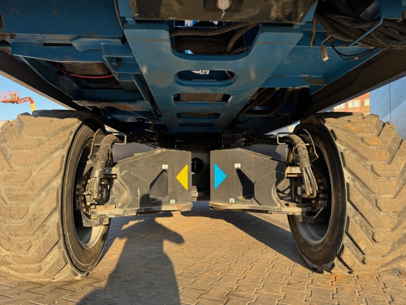 AB8BB990 7DBA 4AC6 A0DD 9319F81DD34F